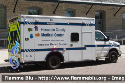 Ford E-450
United States of America - Stati Uniti d'America 
Hennepin County MN Medical Center

