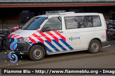 Volkswagen Transporter T6
Nederland - Paesi Bassi
Politie 
Amsterdam
