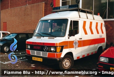 Mercedes-Benz 3070
Nederland - Paesi Bassi
Gemeentepolitie Rotterdam - Polizia Municipale Rotterdam
