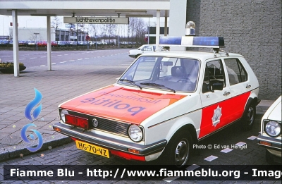 Volkswagen Golf I serie
Nederland - Paesi Bassi 
Luchthavenpolitie Schiphol
