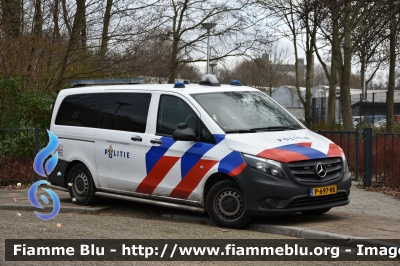 Mercedes-Benz Vito III serie 
Nederland - Paesi Bassi
Politie
