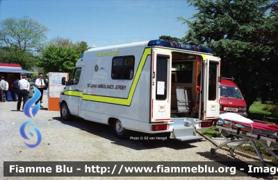 Mercedes-Benz Sprinter I serie
Great Britain - Gran Bretagna
St. John Ambulance Jersey
Parole chiave: Ambulance Ambulanza