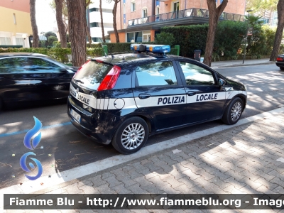 Fiat Grande Punto
Polizia Locale Jesolo (VE)
Allestita Bertazzoni
POLIZIA LOCALE YA 272 AB
Parole chiave: Fiat Grande_Punto POLIZIALOCALEYA272AB