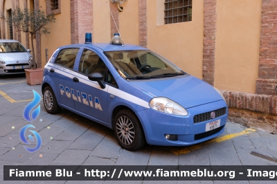 Fiat Grande Punto 
Polizia di Stato
POLIZIA H1871
Parole chiave: Fiat Grande_Punto POLIZIAH1871