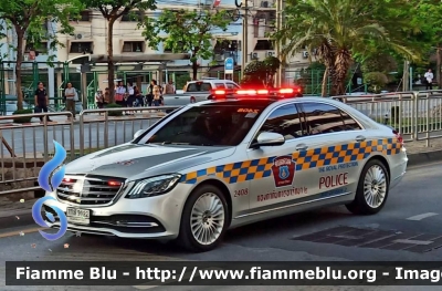 Mercedes-Benz S350
ราชอาณาจักรไทย - Thailand - Tailandia
สำนักงานตำรวจแห่งชาติ - Royal Thai Police

