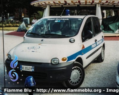 Fiat Multipla I serie
Polizia Municipale Napoli
Parole chiave: Fiat Multipla_Iserie