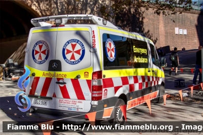 Mercedes-Benz Sprinter III serie restyle
Australia
New South Wales Ambulance Service
Parole chiave: Mercedes-Benz Sprinter_IIIserie_Restyle Ambulanza Ambulance