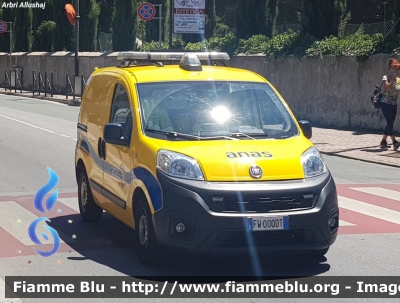 Fiat Nuovo Fiorino
ANAS
Servizio di Polizia Stradale 
Area Compartimentale Liguria
Parole chiave: Fiat Nuovo_Fiorino