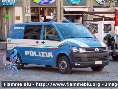 Volkswagen Transporter T6
Polizia di Stato
Questura di Genova 
Unità Cinofila 
Allestimento BAI
POLIZIA M4419
Parole chiave: Volkswagen Transporter_T6 POLIZIAM4419