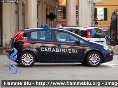 Fiat Punto VI serie
Carabinieri 
Comando Compagnia di Genova
*Seconda Fornitura*
Parole chiave: Fiat Punto_VIserie