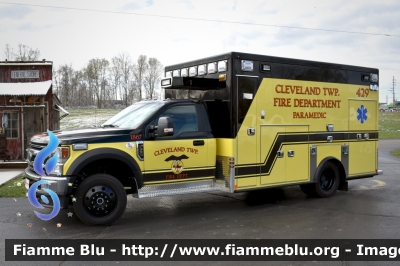 Ford F-550
United States of America - Stati Uniti d'America
Cleveland Township IN Fire Department
Parole chiave: Ambulanza Ambulance