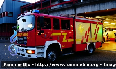 Man ?
Bundesrepublik Deutschland - Germania
Freiwillige Feuerwehr Siegburg
Allestito Ziegler
