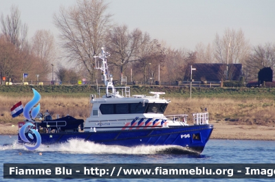 Imbarcazione
Nederland - Paesi Bassi
Politie
P 96
