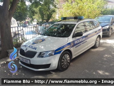 Skoda Octavia Wagon V serie
Republika Hrvatska - Croazia
Policija - Polizia

