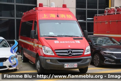 Mercedes-Benz Sprinter III serie
中国 - China - Cina
Shanghai Fire service
