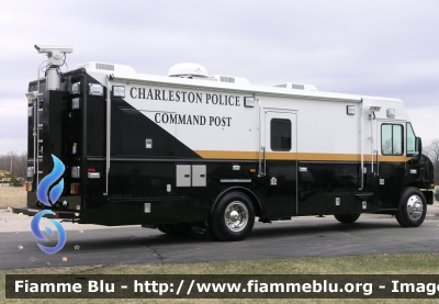Freightliner ?
United States of America-Stati Uniti d'America
Charleston SC Police
