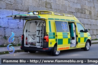 Volkswagen Transporter T6
Sverige - Svezia
Falck Ambulans Stockholms
Parole chiave: Ambulanza Ambulance