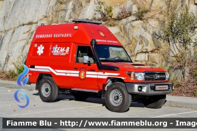 Toyota Land Cruiser
Equador
Bomberos de Guayaquil
Parole chiave: Ambulanza Ambulance