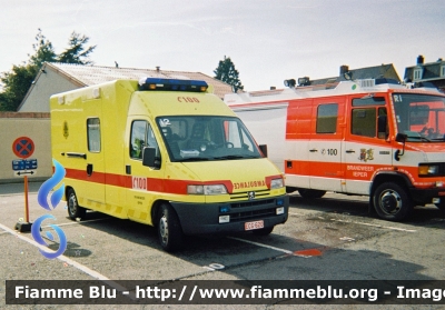 Peugeot Boxer II serie
Koninkrijk België - Royaume de Belgique - Königreich Belgien - Belgio
Brandweer Ypres - Ieper
Parole chiave: Ambulanza Ambulance