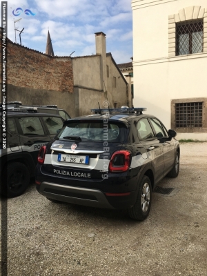 Fiat 500 X
Corpo Intercomunale del Montagnanese - Montagnana (PD)
POLIZIA LOCALE YA 265 AP
Parole chiave: Fiat 500_X POLIZIALOCALEYA265AP