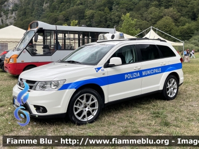 Fiat Freemont
Polizia Municipale
Comune di Pignataro Interamna (FR)
Codice automezzo: 03
POLIZIA LOCALE YA 075 AC
Parole chiave: Fiat Freemont POLIZIALOCALEYA075AC