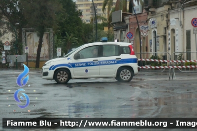 Fiat Nuova Panda II serie
Polizia Locale
Comune di Catania
Servizi Polizia Stradale
Parole chiave: Fiat Nuova_Panda_IIserie