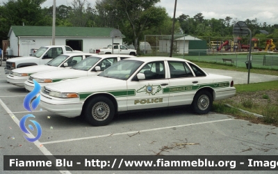 Ford ?
United States of America-Stati Uniti d'America
Emerald Isle NC Police
