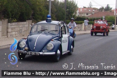 Volkswagen Maggiolone
Portugal - Portogallo
Polícia de Segurança Pública
Polizia di Stato
