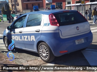 Fiat Punto VI serie 
Polizia di Stato 
Questura de L'Aquila 
Allestimento NCT 
Decorazione Grafica Artlantis
POLIZIA N5040
Parole chiave: Fiat Punto_VIserie POLIZIAN5040
