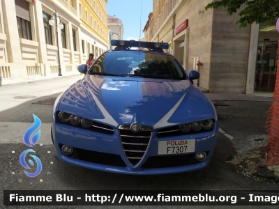 Alfa Romeo 159
Polizia di Stato
Polizia Stradale
POLIZIA F7307
