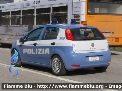 Fiat Punto VI serie
Polizia di Stato
Questura de L'Aquila
Allestimento NCT
Decorazione Grafica Artlantis
POLIZIA N5040
Parole chiave: Fiat Punto_VI_serie POLIZIAN5040