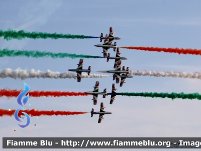 Aermacchi MB339PAN
Aeronautica Militare Italiana
313° Gruppo Addestramento Acrobatico
Stagione esibizioni 2019
Air Show Jesolo
Parole chiave: Aermacchi MB339PAN