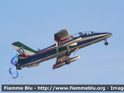 Aermacchi MB339PAN
Aeronautica Militare Italiana
313° GruJesoloppo Addestramento Acrobatico
Stagione esibizioni 2019
Air Show Jesolo
Parole chiave: Aermacchi MB339PAN