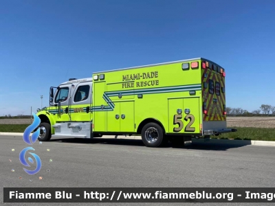 Freightliner ?
United States of America - Stati Uniti d'America
Miami Dade Fire Department
Parole chiave: Ambulance Ambulanza