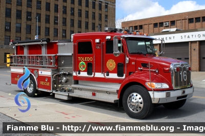 Freightliner/Rosenbauer
United States of America - Stati Uniti d'America
Toledo OH Fire and Rescue
