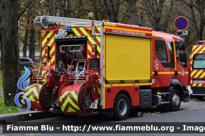 Renault D
France - Francia
Sapeurs Pompiers de Paris
allestimento Gimaex
