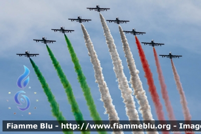 Aermacchi MB339PAN
Aeronautica Militare Italiana
313° Gruppo Addestramento Acrobatico
Stagione esibizioni 2020
Passaggio su Provincie 
durante lockdown
Parole chiave: Aermacchi MB339PAN