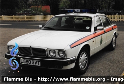 Jaguar XJ6
Great Britain - Gran Bretagna
Staffordshire Police
