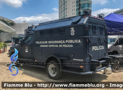 Ford ?
Portugal - Portogallo
Polícia de Segurança Pública
Polizia di Stato
