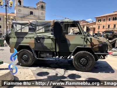 Iveco VM90 
Esercito Italiano 
9’ reggimento Alpini L’Aquila 
EI DH 384
Parole chiave: Iveco VM90 EIDH384