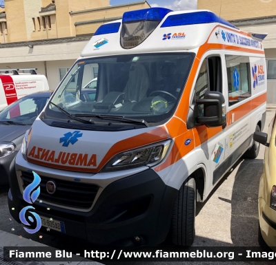 Fiat Ducato X290 
ASL n4 Teramo 
118 Abruzzo Soccorso 
Ambulanza donata dai consiglieri regionali M5S Abruzzo 
Allestimento Orion 
Parole chiave: Ambulanza FIAT Ducato_X290 Asl Teramo