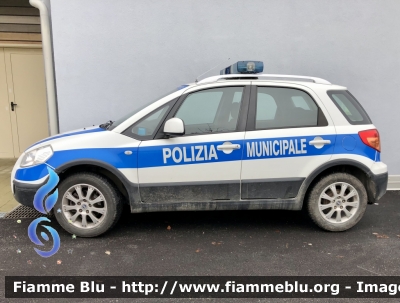 Fiat Sedici 
Polizia Municipale 
Comune di Amatrice 

Parole chiave: Fiat Sedici