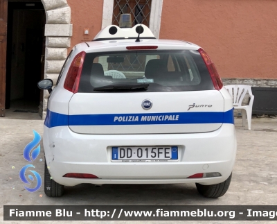 Fiat Grande Punto 
Polizia Municipale
Comune di Leonessa
Parole chiave: Fiat Grande_Punto