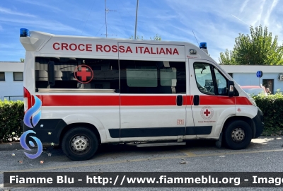 Fiat Ducato X290
Croce Rossa Italiana 
Comitato di Alba Adriatica 
Allestimento Mariani Fratelli 
CRI 741 AF
Parole chiave: Fiat Ducato_X290 Ambulanza CRI741AF