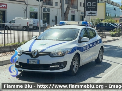 Renault Megane III serie restyle 
Polizia Locale 
Comune di Martinsicuro (TE)
POLIZIA LOCALE YA 237 AC
Parole chiave: Renault Megane_IIIserie_restyle POLIZIALOCALEYA237AC