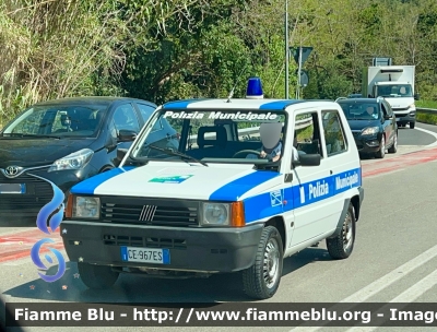 Fiat Panda II serie
Polizia Municipale 
Comune di Teramo 

Parole chiave: Fiat Panda_IIserie