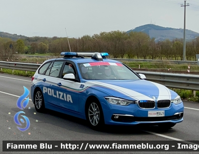 BMW 318 Touring F31 III restyle 
Polizia di Stato 
Polizia Stradale 
Allestimento Focaccia 
In Scorta al Giro D’Abruzzo 2024 
POLIZIA M3649
Parole chiave: BMW 318_Touring_F31_IIIrestyle POLIZIAM3649