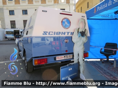 Fiat Fullback
Polizia di Stato 
Polizia Scientifica 
Allestimento Cita Seconda 
POLIZIA M3690
Parole chiave: Fiat Fullback POLIZIAM3690