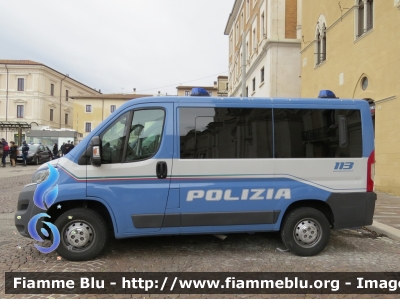 Fiat Ducato X290
Polizia di Stato
POLIZIA N5156
Parole chiave: Fiat Ducato_X290 POLIZIAN5156
