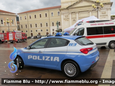 Alfa Romeo Nuova Giulietta restyle
Polizia Di Stato
Allestimento FCA
POLIZIA M6157
Parole chiave: Alfa-Romeo Nuova_Giulietta_restyle POLIZIAM6157